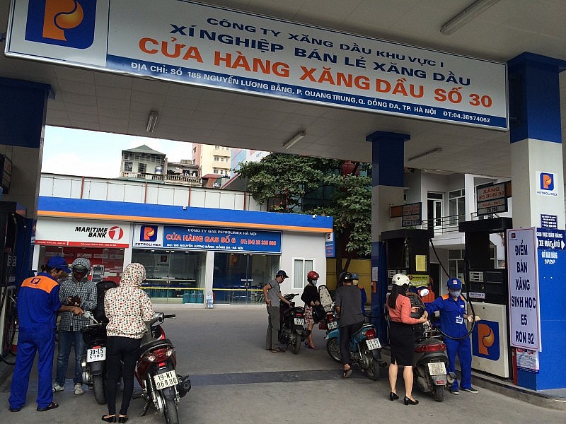 Hà Nội: Các cửa hàng xăng dầu Petrolimex phục vụ 24/24h