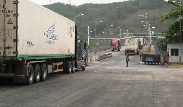 Thay đổi phương thức giao nhận hàng hóa xuất nhập khẩu tại cửa khẩu quốc tế Kim Thành