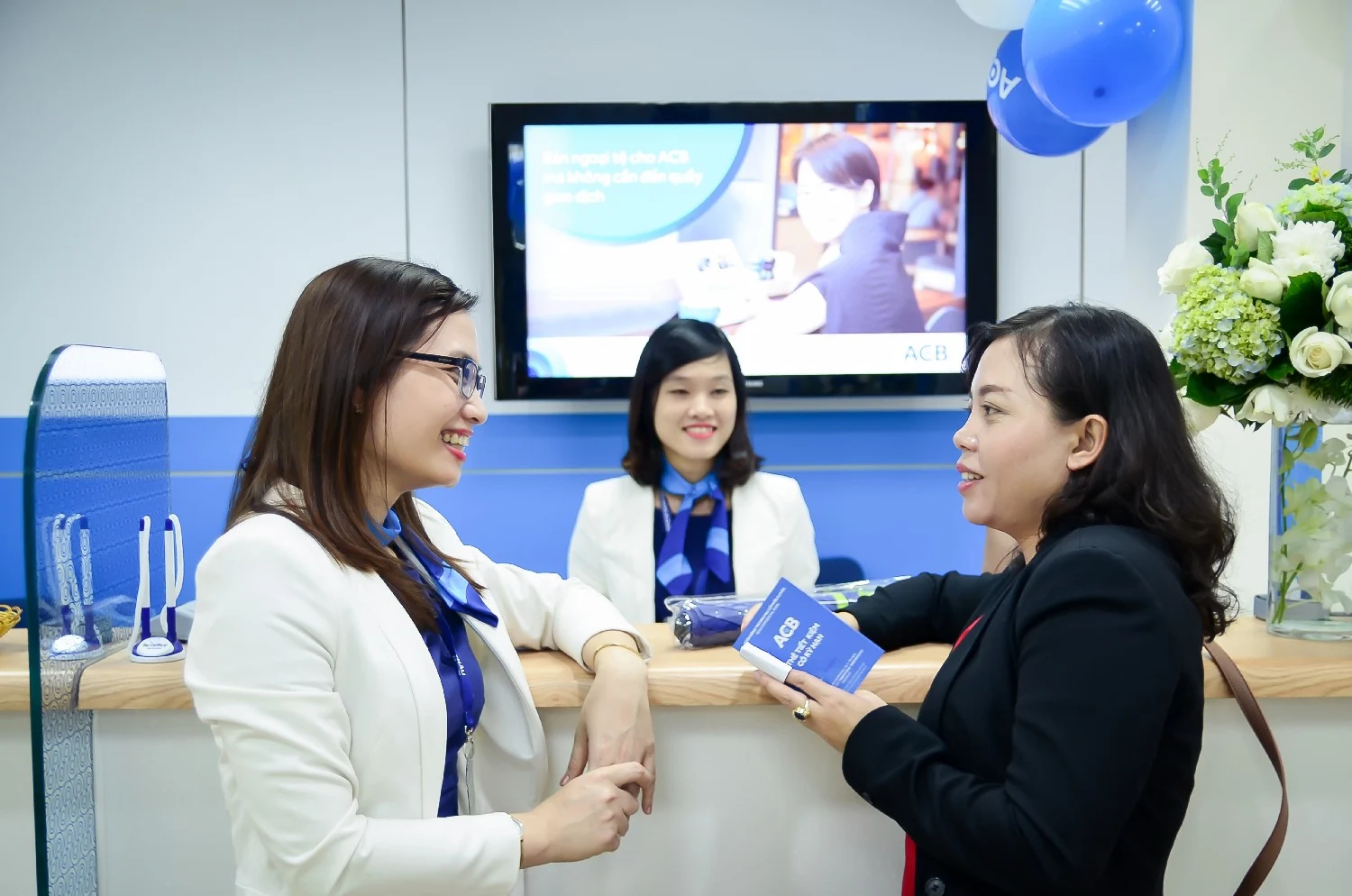 Nghiên cứu sự hài lòng của khách hàng đối với việc sử dụng ngân hàng điện tử tại Ngân hàng Thương mại Cổ phần Á Châu trên địa bàn TP.Hồ Chí Minh