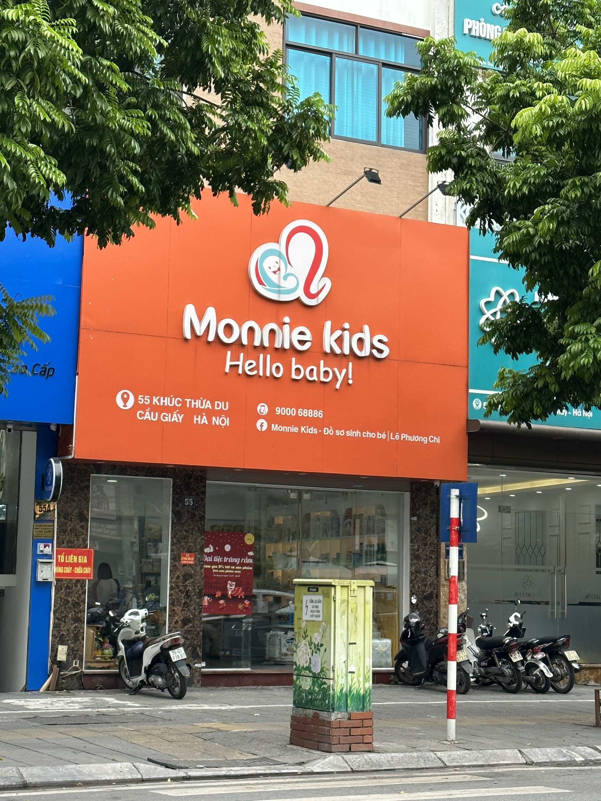Hà Nội: Chuỗi cửa hàng đồ sơ sinh cao cấp Monnie Kids ngang nhiên bày bán hàng hóa không nhãn phụ Tiếng Việt