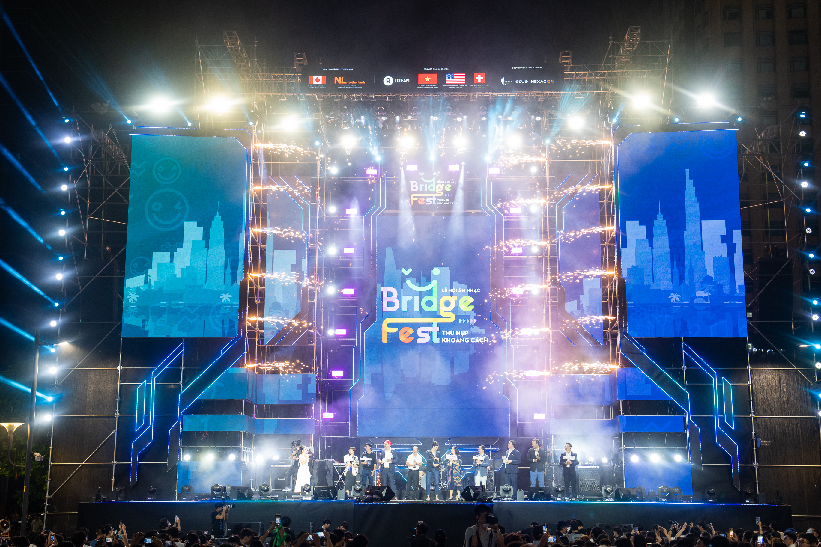 BridgeFest – Lễ hội âm nhạc lan tỏa tính nhân văn đã thu hút hàng ngàn bạn trẻ tham dự