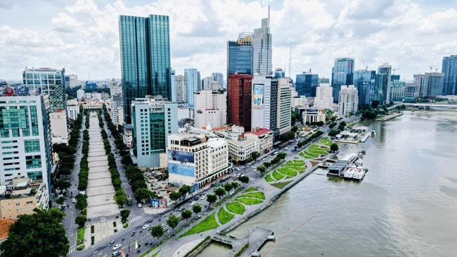 đường ven sông từ cầu Sài Gòn đến cầu Thủ Thiêm (Bình Thạnh) đã được các chủ đầu tư dự án trong khu vực đầu tư và chưa thông suốt