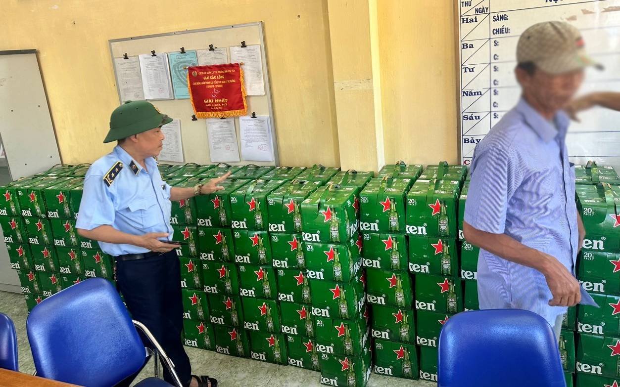 Phú Yên: Tạm giữ 3.300 chai bia hiệu Heineken có dấu hiệu nhập lậu