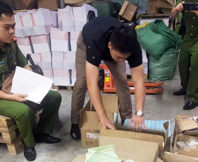 Đà Nẵng: Triệt phá đường dây sản xuất, buôn bán hơn 4 triệu cuốn sách giáo khoa giả