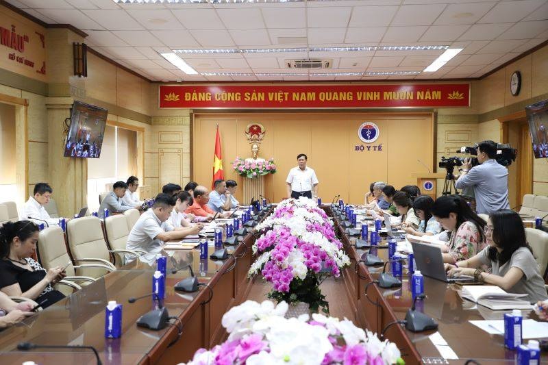 Siết chặt quản lý để ngăn chặn thuốc giả, thực phẩm chức năng giả